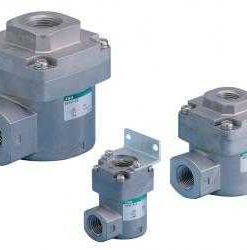 Quick exhaust valve